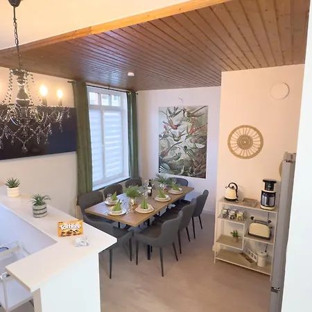 Апартаменти Historic 1898