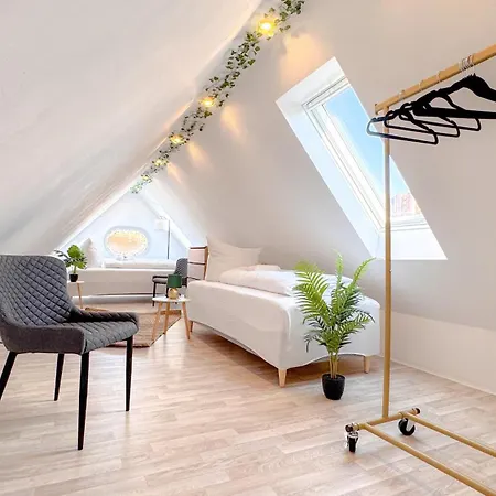 Historic 1898 Апартаменти *